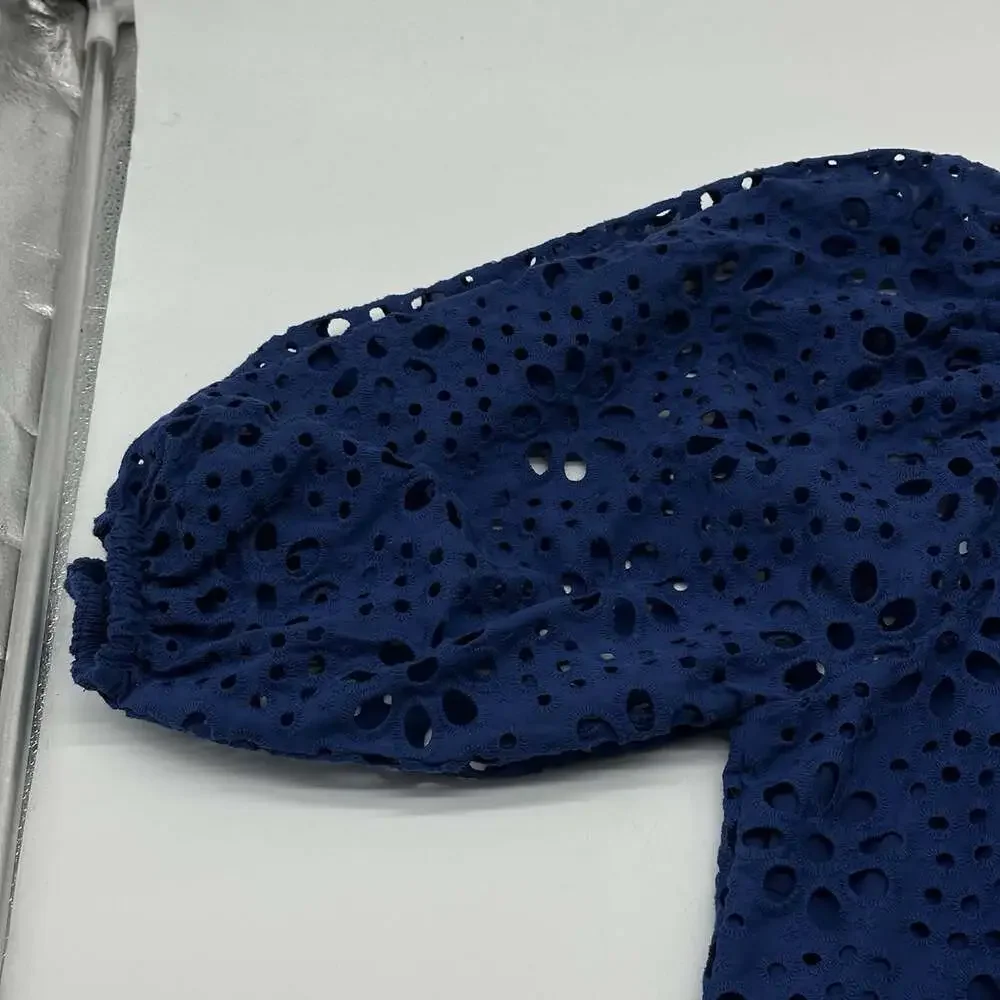 Lilly Pulitzer Kerrigan Size XL Oyster Bay Navy Elbow Sleeve Flower Eyelet Top